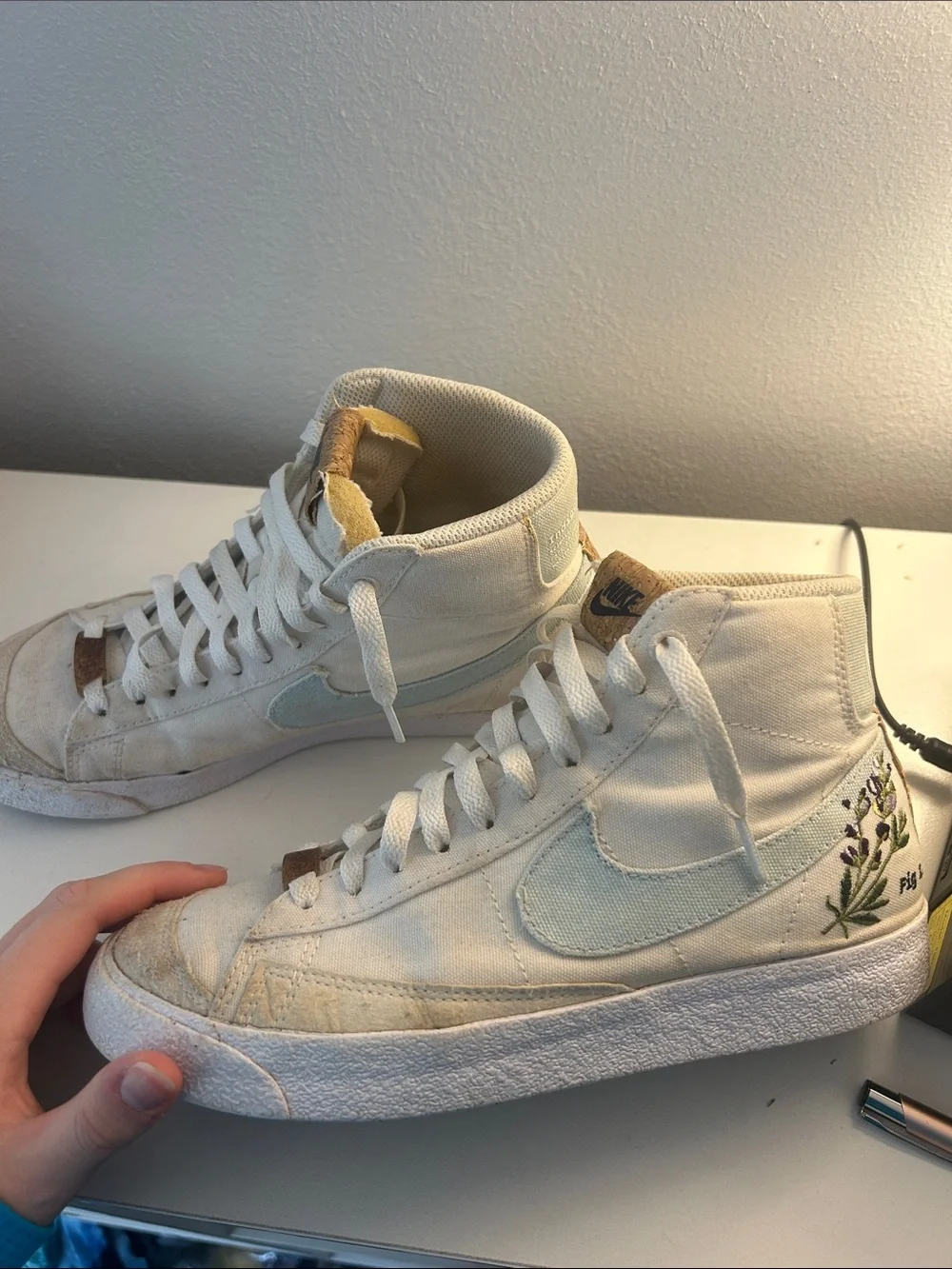 Nike High-Top Indigo Women’s Size 7 Blazers